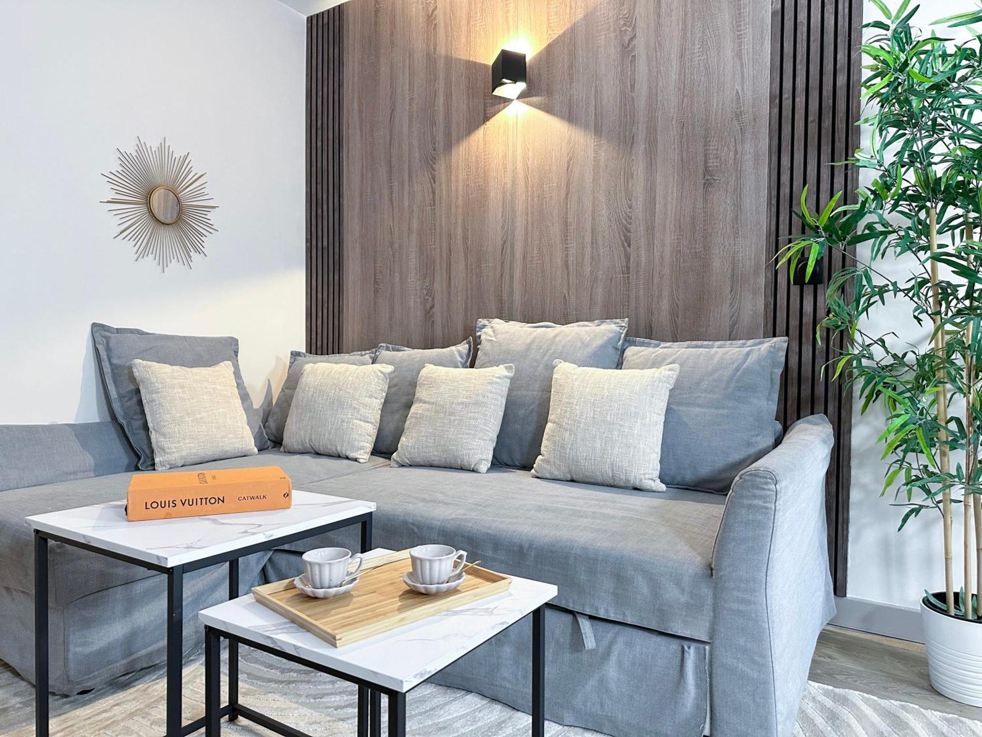 Champs-Elysees Finest Flat Apartment ปารีส ภายนอก รูปภาพ